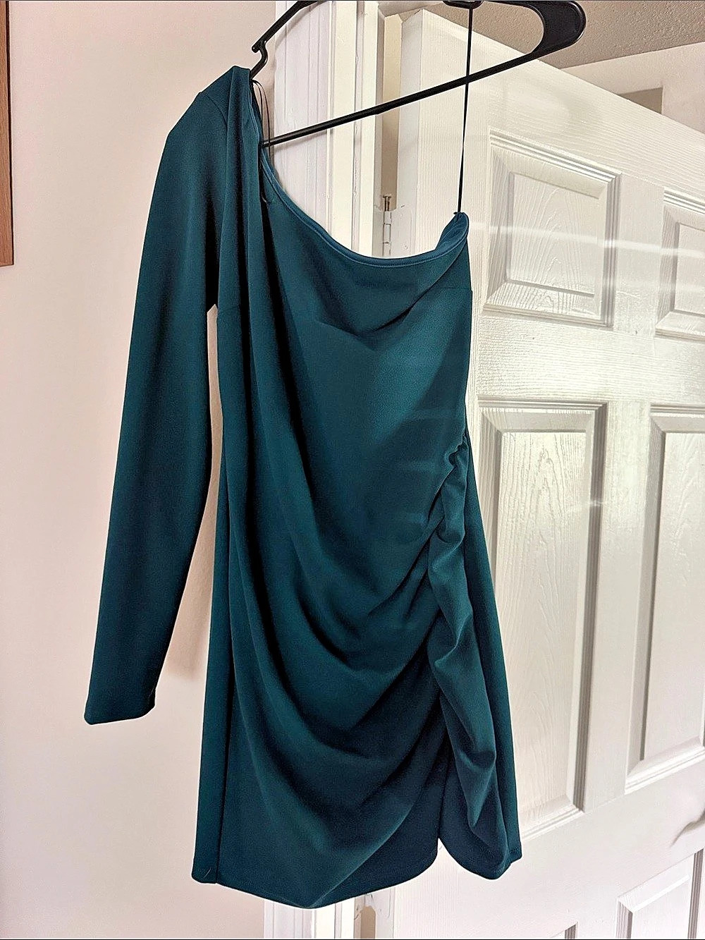 Windsor Teal One Shoulder Ruched Long Sleeve Mini Dress, Medium